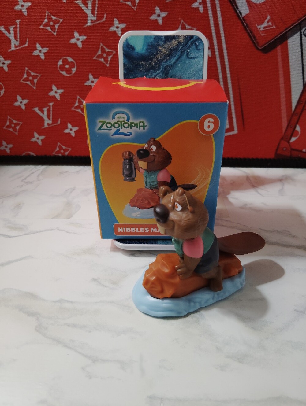 Disney Zootopia Nibbles McGee Figure - Brown, Tan, Blue